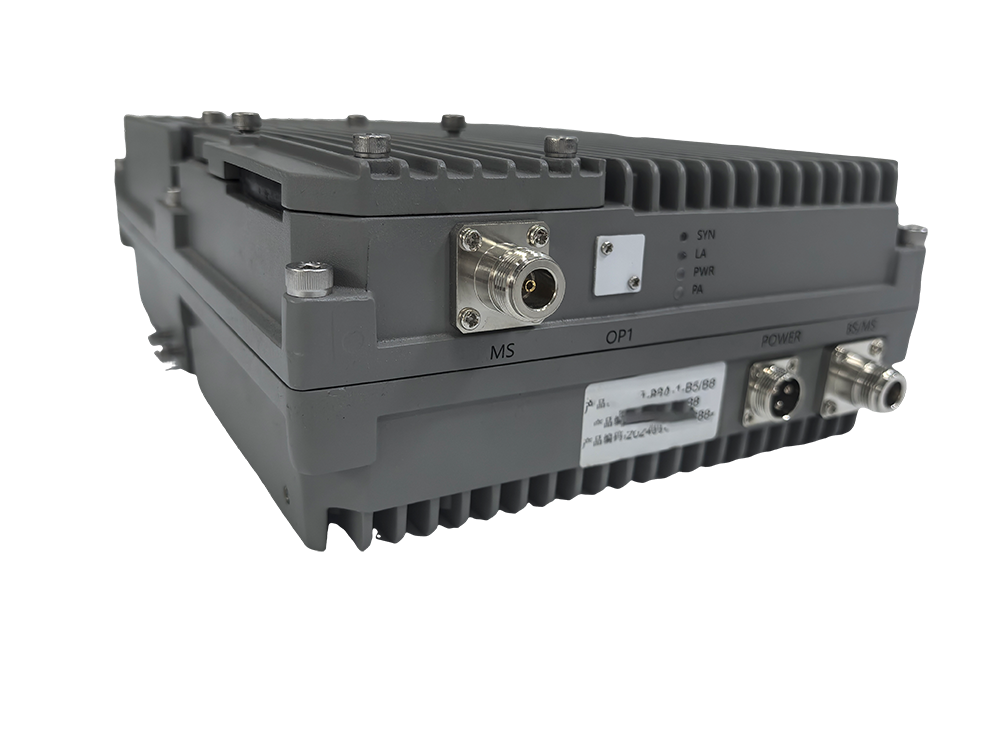  宁津三频手机信号接收器2000㎡